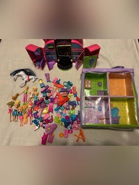Lot of Polly Pocket toys